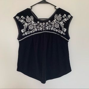 Hollister black and white floral tank top Mexico